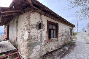 Yeni evinin yapımına başladık
