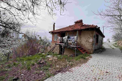 Yeni evinin yapımına başladık